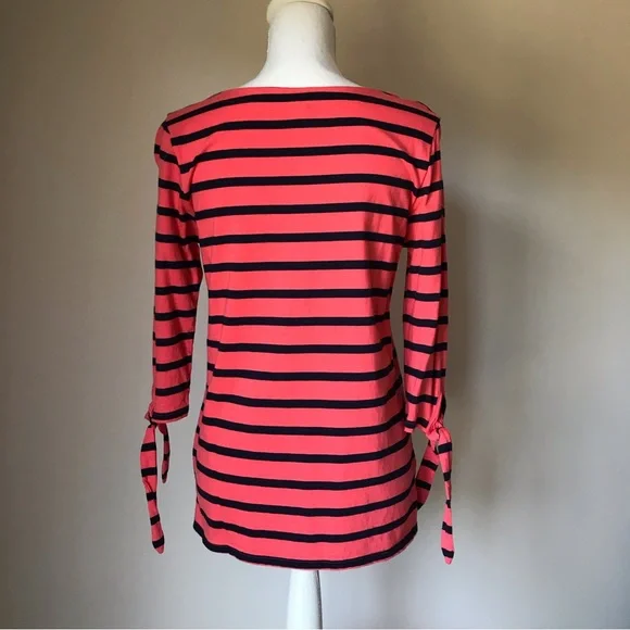 Old Navy t-shirt - Picture 2 of 6